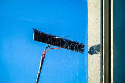 Marketing Newsletter for Window Cleaning Professionals - HELP! I Paid $3000 For A New Website And It Hasn't Produced Any New Leads.