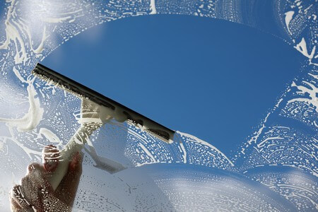 Touchpoints for Window & Solar Panel Cleaners: It’s More Than a Hose and a Smile Thumbnail